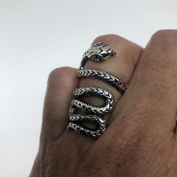 Vintage Snake Ring (adjustable) - Picture 2 of 7
